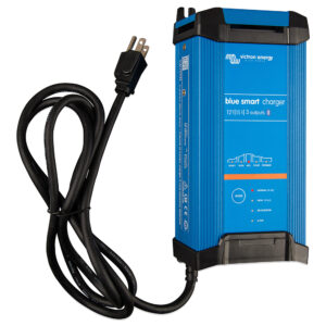 Victron Blue Smart IP22 12VDC 15A 3 Bank 120V Charger - Dry Mount 6 88484XL