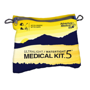 Adventure Medical Ultralight/Watertight .5 First Aid Kit 6 106640XL
